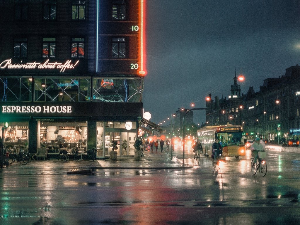 cool architecture photo taken with best vintage film camera for beginners