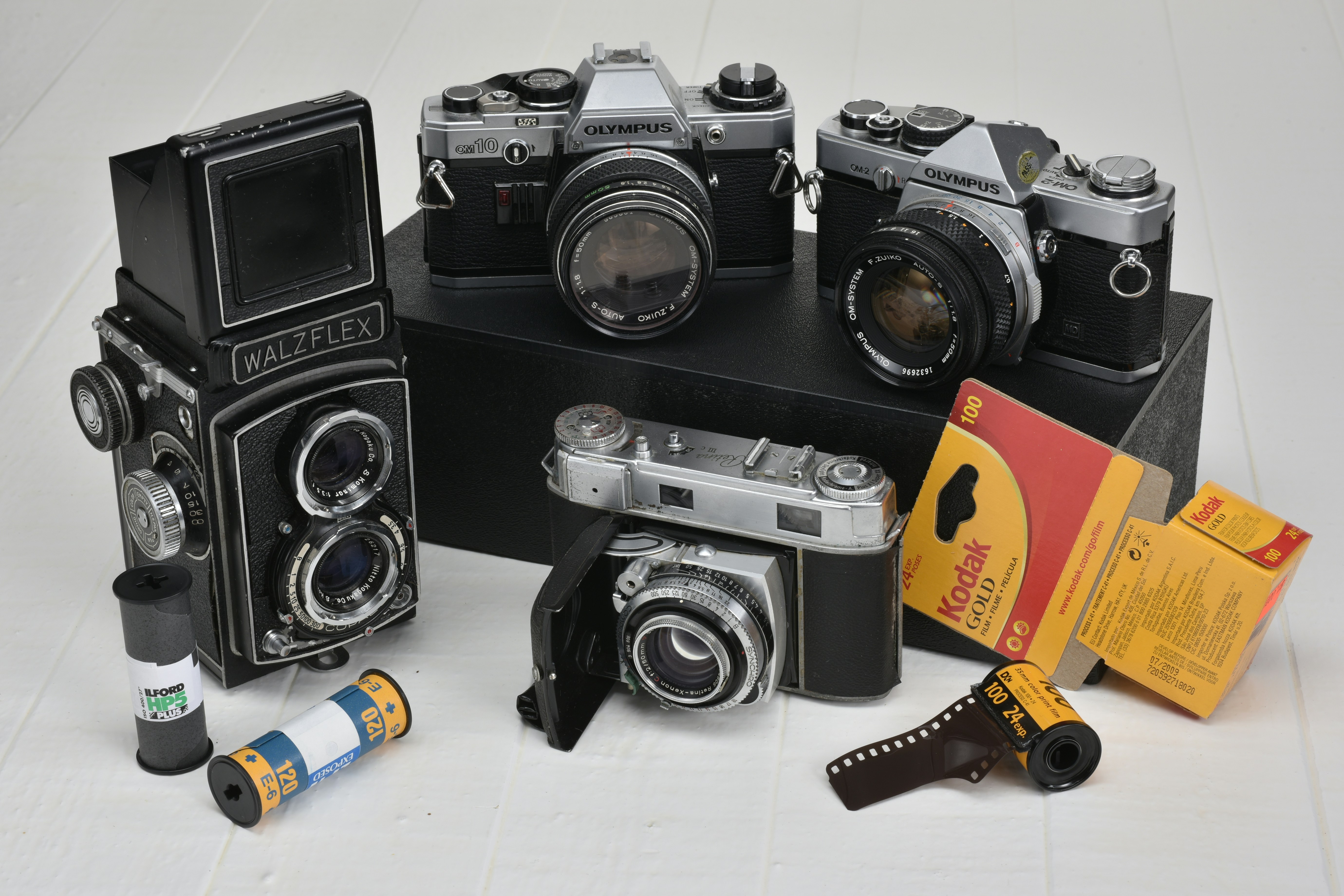 7 Absolute Best 35mm Film Cameras (By Budget)