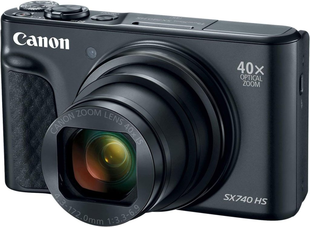 Compact digital camera featuring a 40x optical zoom lens, designed for travel and everyday use.