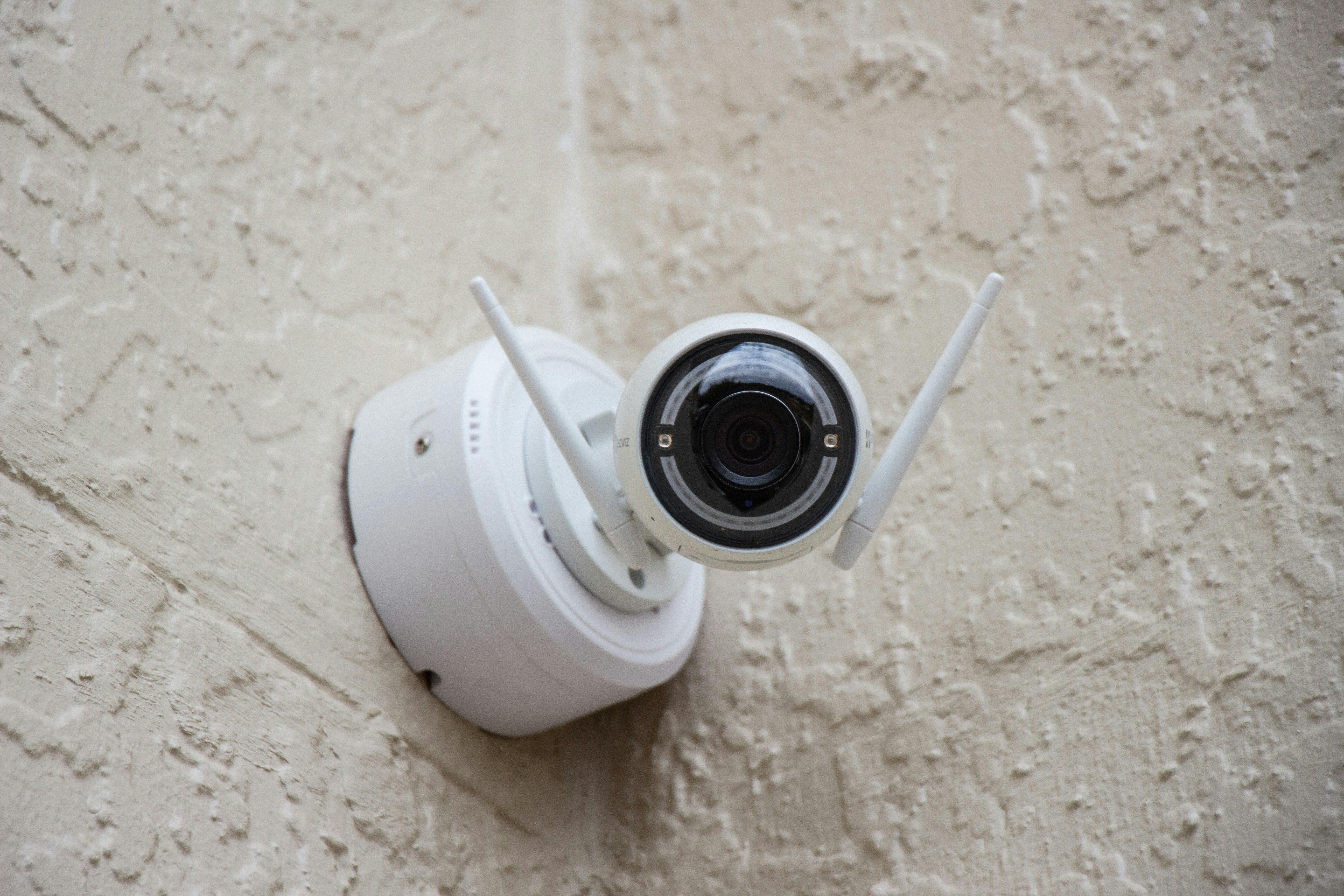 5 Best Wired (PoE) Security Camera Systems