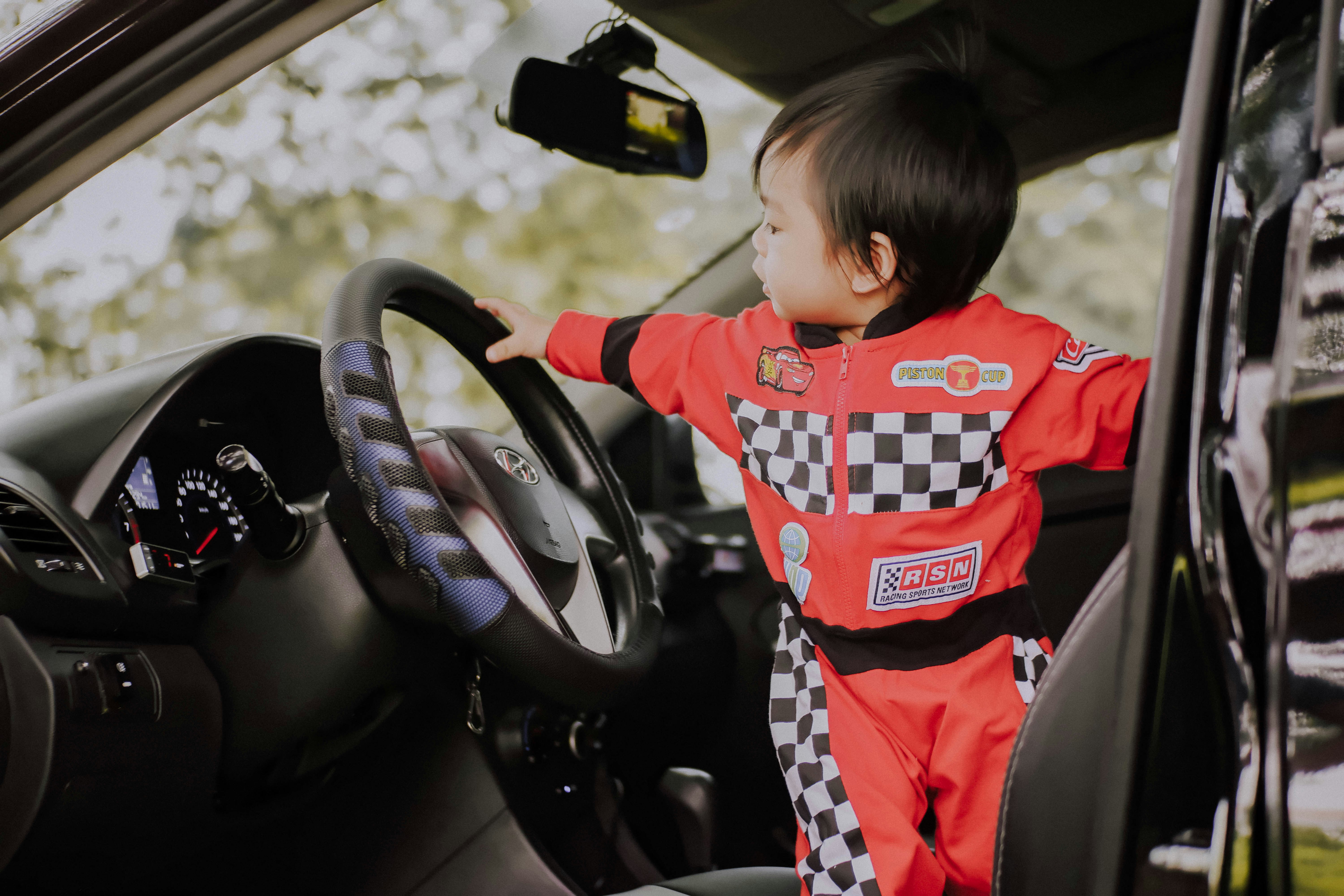 4 Best Baby Car Cameras for Responsible Parents