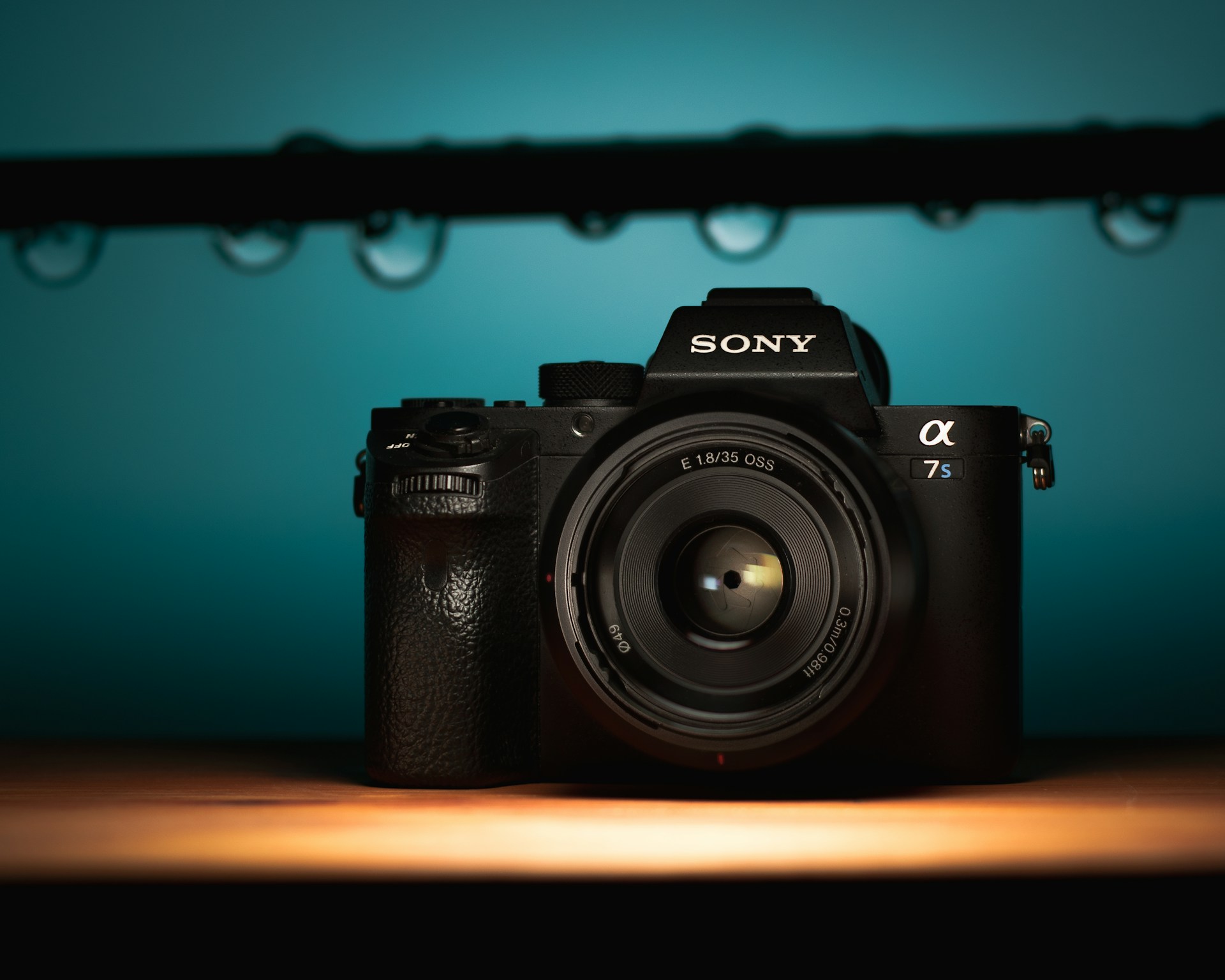 5 Best Low Light Cameras (Tested & Reviewed)